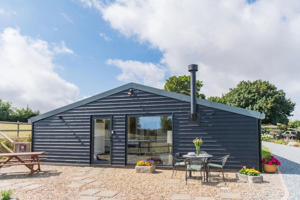 Martin House | Rabbit Hole by Keepers Cottages