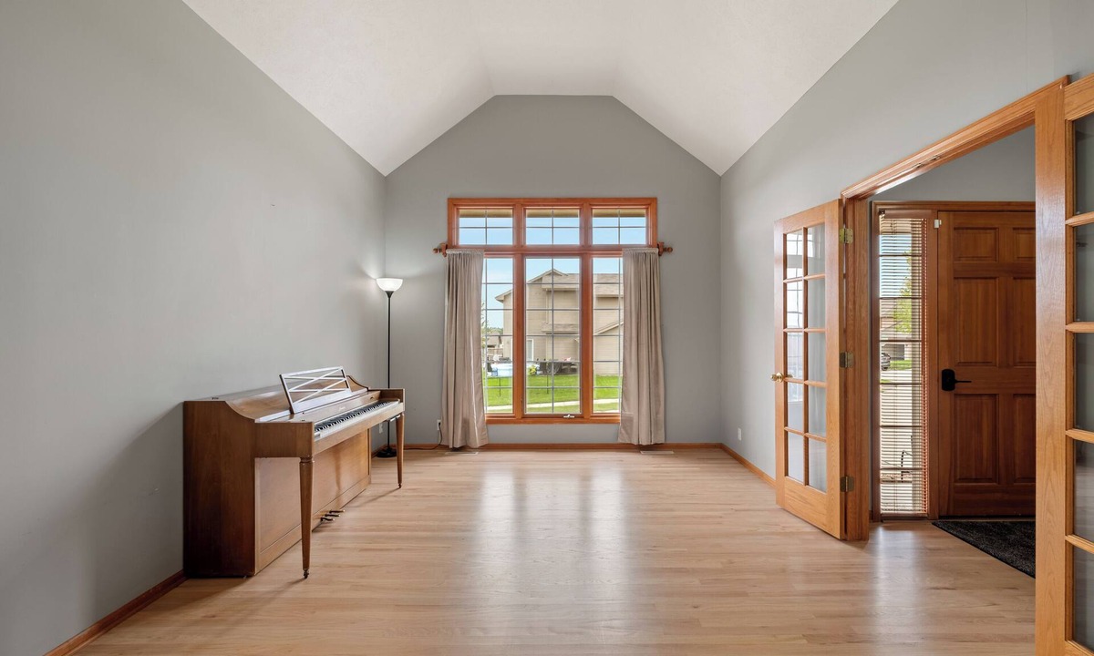 Millard House | Radiant Oaks Retreat - Pool - Hot tub - Game Room - Family Home