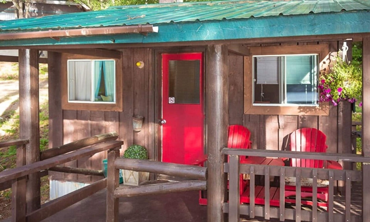 Eau Claire Cottage | Radisson Cottage