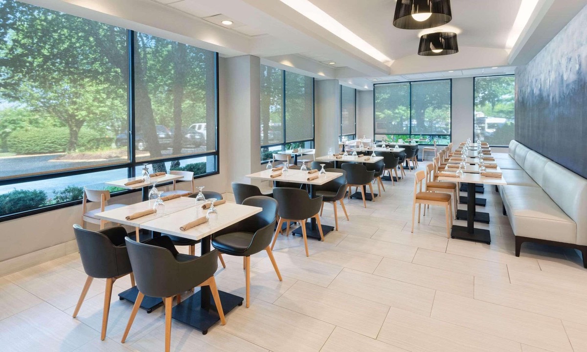Donelson Hotel | Radisson Hotel Nashville Airport