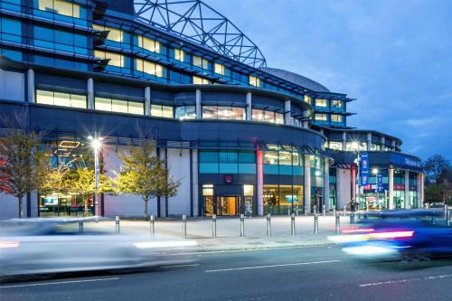 St. Margarets and North Twickenham Hotel | Radisson RED London Twickenham
