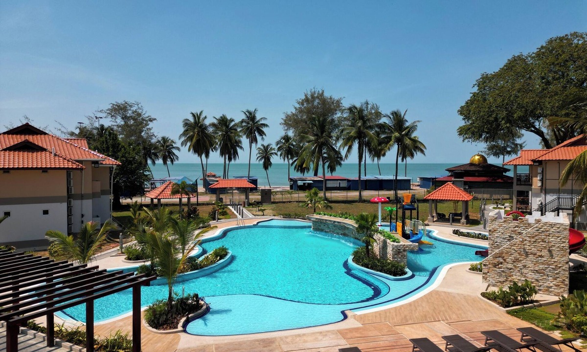 Taman Bayu Hotel | Raia Beach Resort Port Dickson