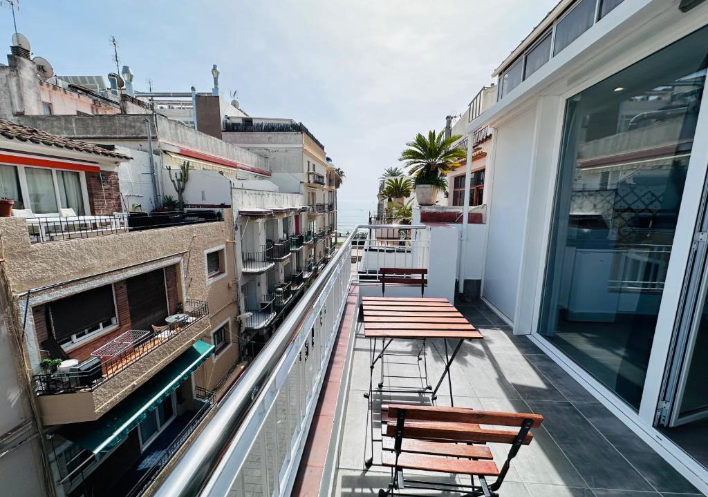 Sitges Town Center Apartment | Rainbow Apartments BY BLAUSITGES