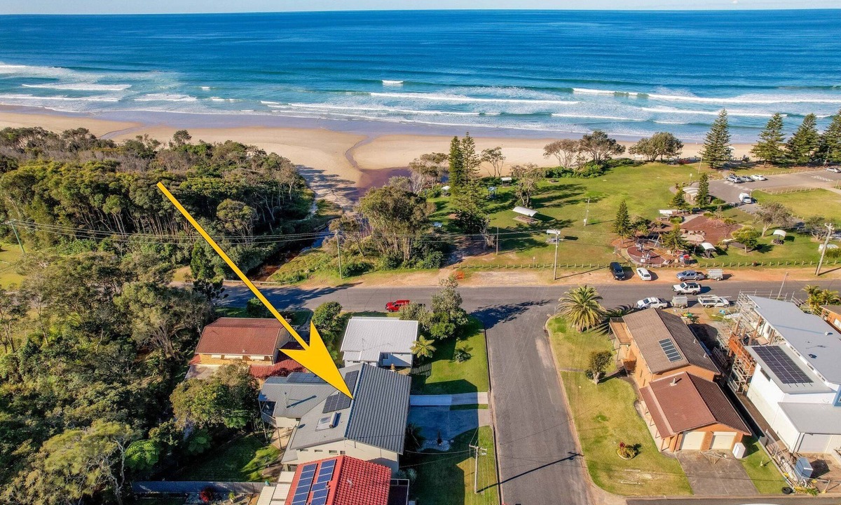 Bonny Hills House | Rainbow Beach House Bonny Hills