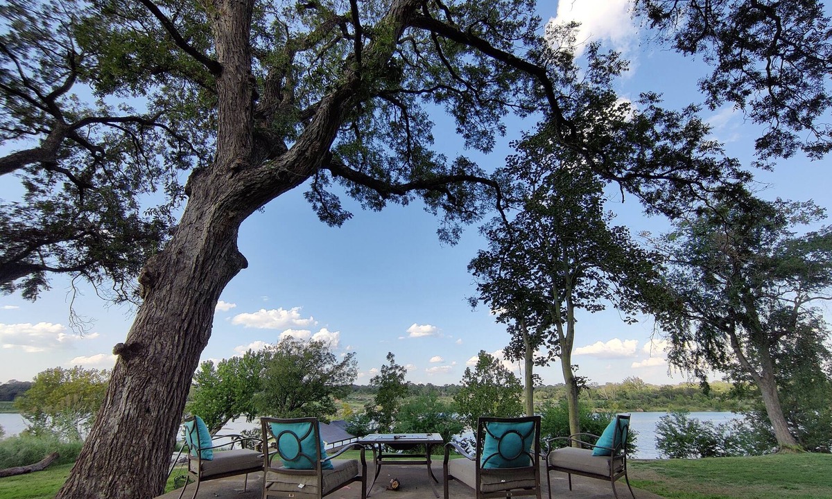 Cottonwood Shores House | Rainbow House II On The Lake: Kayak, Firepit, Swim or Fish