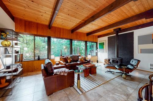 Gualala House | Rainbow Ridge