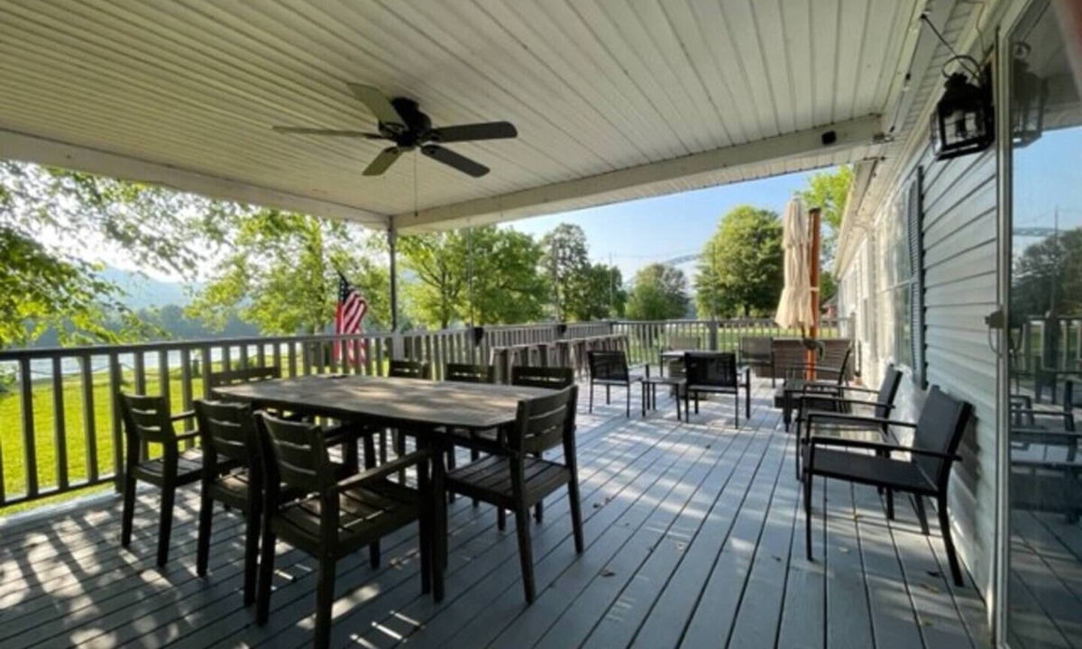 New Hope House | Rainbows End River Lodge