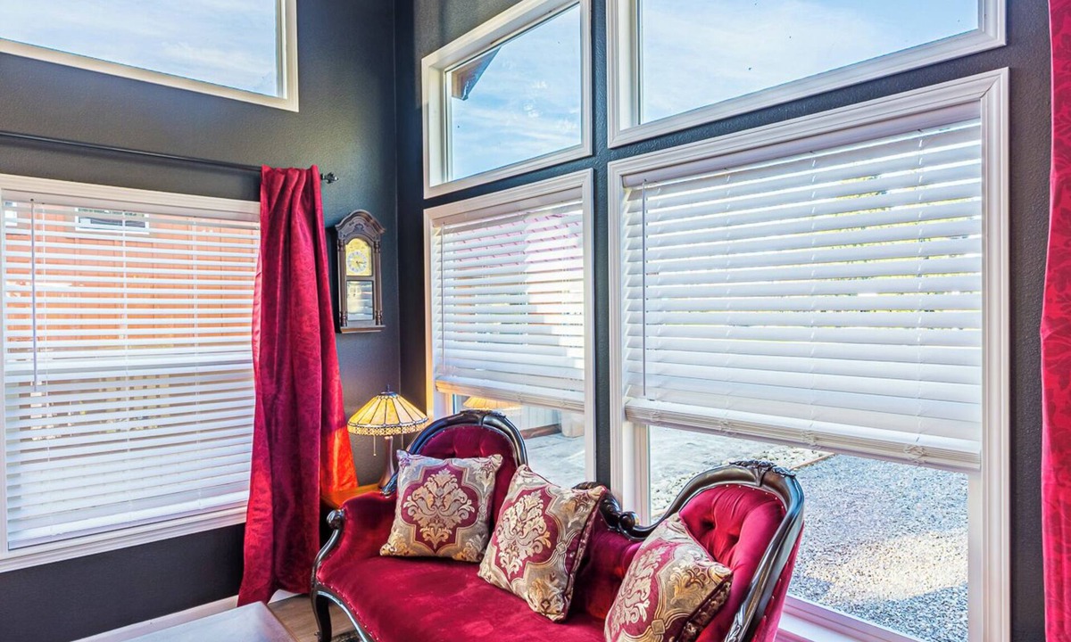 Forks Cabin | Rainforest Tiny Home Retreat #23 Twilight Edition