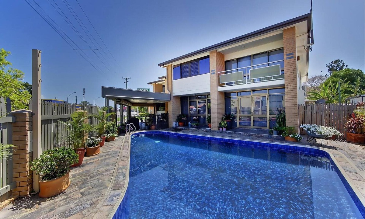 Hermit Park Hotel | Raintree Motel