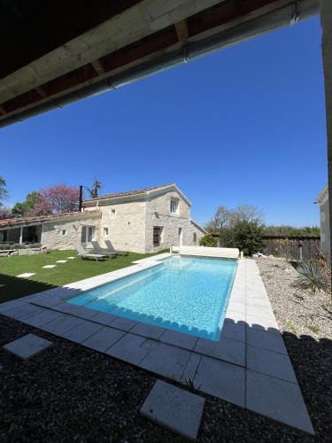 Lectoure House | Raiv
