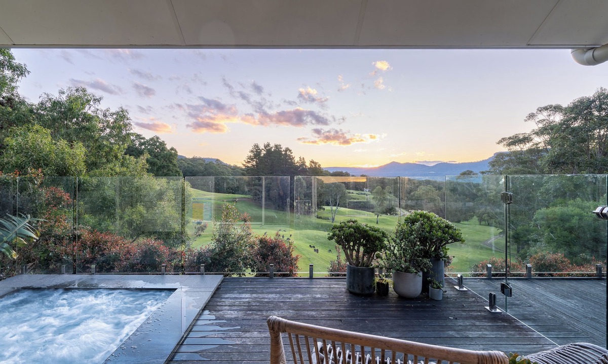 Kangaroo Valley Villa | Ralphie’s Villa - 2 bed 2 bath with Valley Views