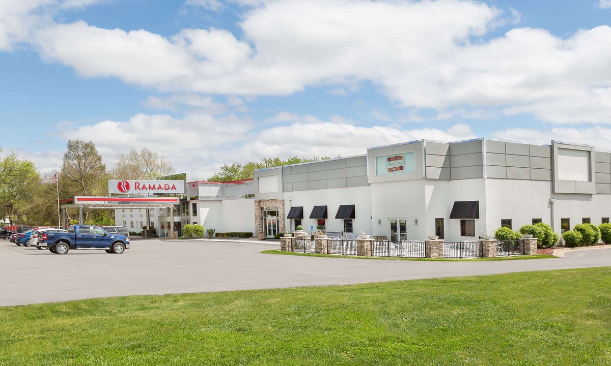 Des Moines Hotel | Ramada by Wyndham des Moines Airport