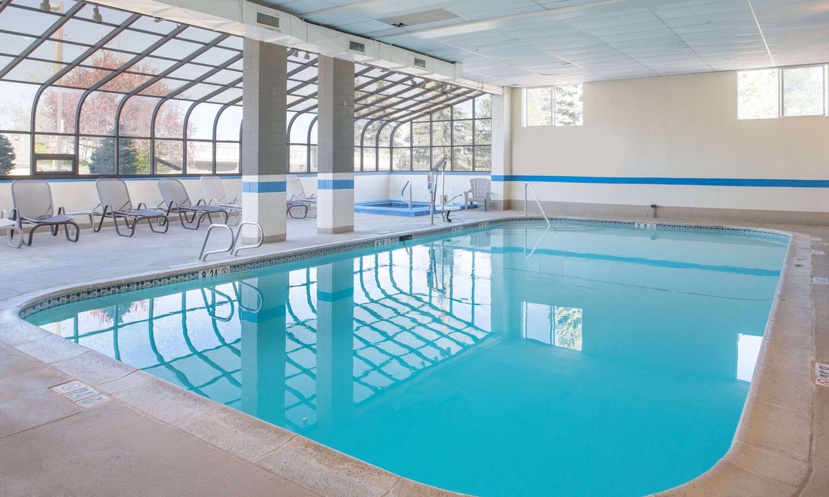 East Central Hotel | Ramada by Wyndham Downtown Spokane