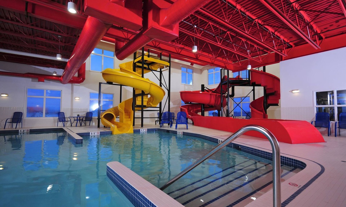 Emerald Park Hotel | Ramada by Wyndham Emerald Park/Regina East