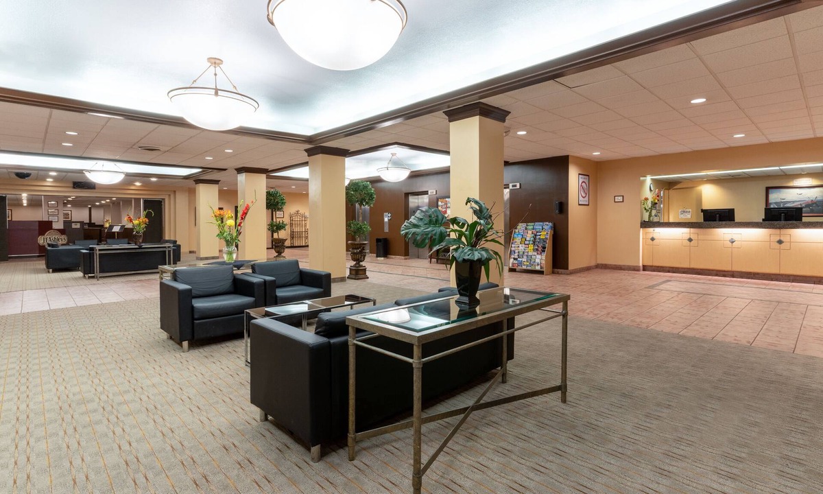 Northeast Reno Hotel | Ramada by Wyndham Reno Hotel and Casino
