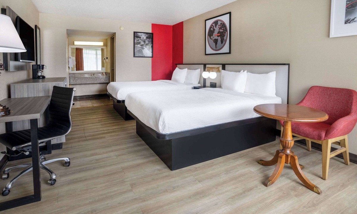 Rome Hotel | Ramada by Wyndham Rome/Verona