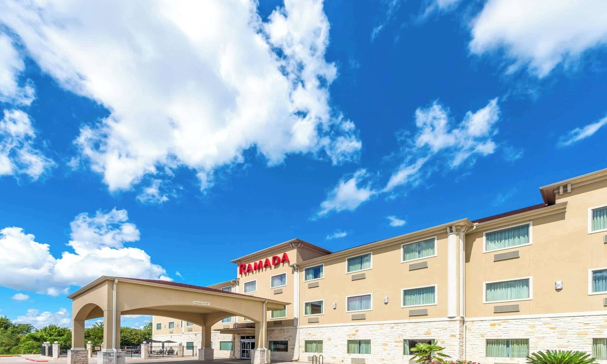 College Station Hotel | Ramada by Wyndham College Station