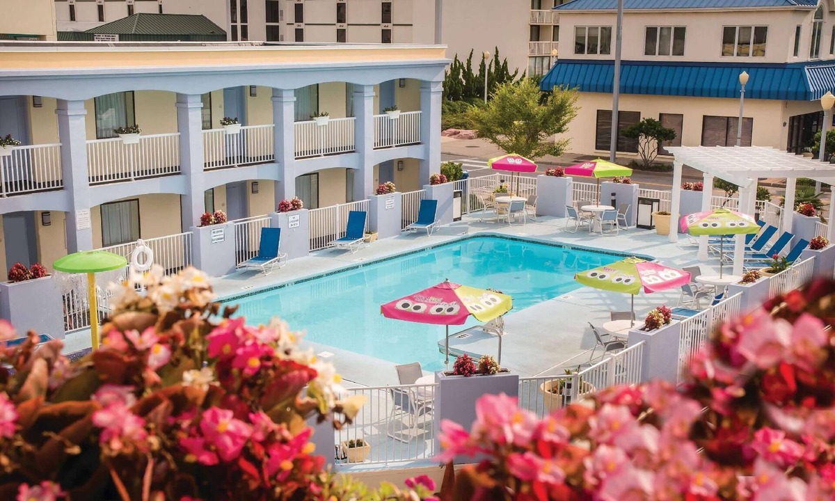 Northeast Virginia Beach Hotel | Ramada by Wyndham Virginia Beach