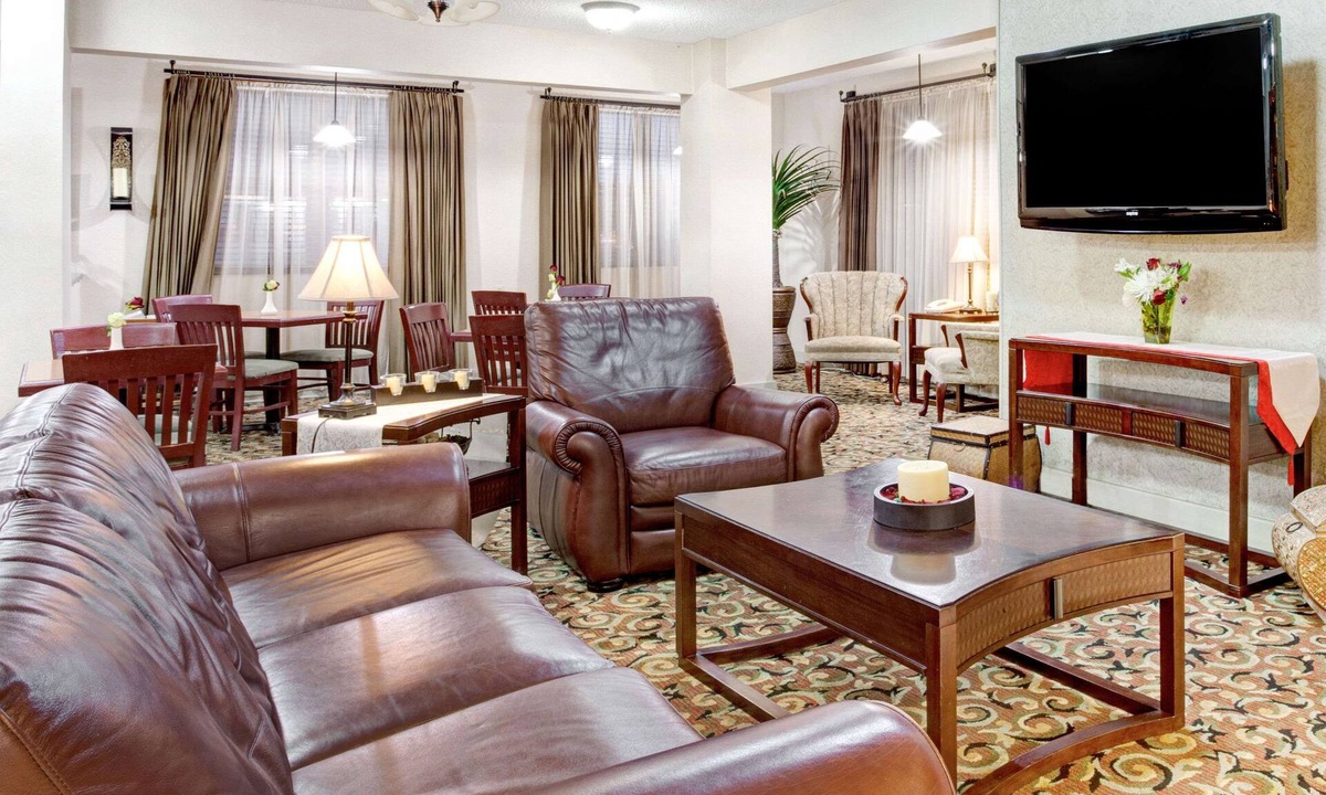 West Memphis Hotel | Ramada by Wyndham West Memphis