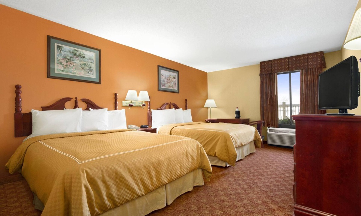 St. Andrews Hotel | Ramada Limited Columbia