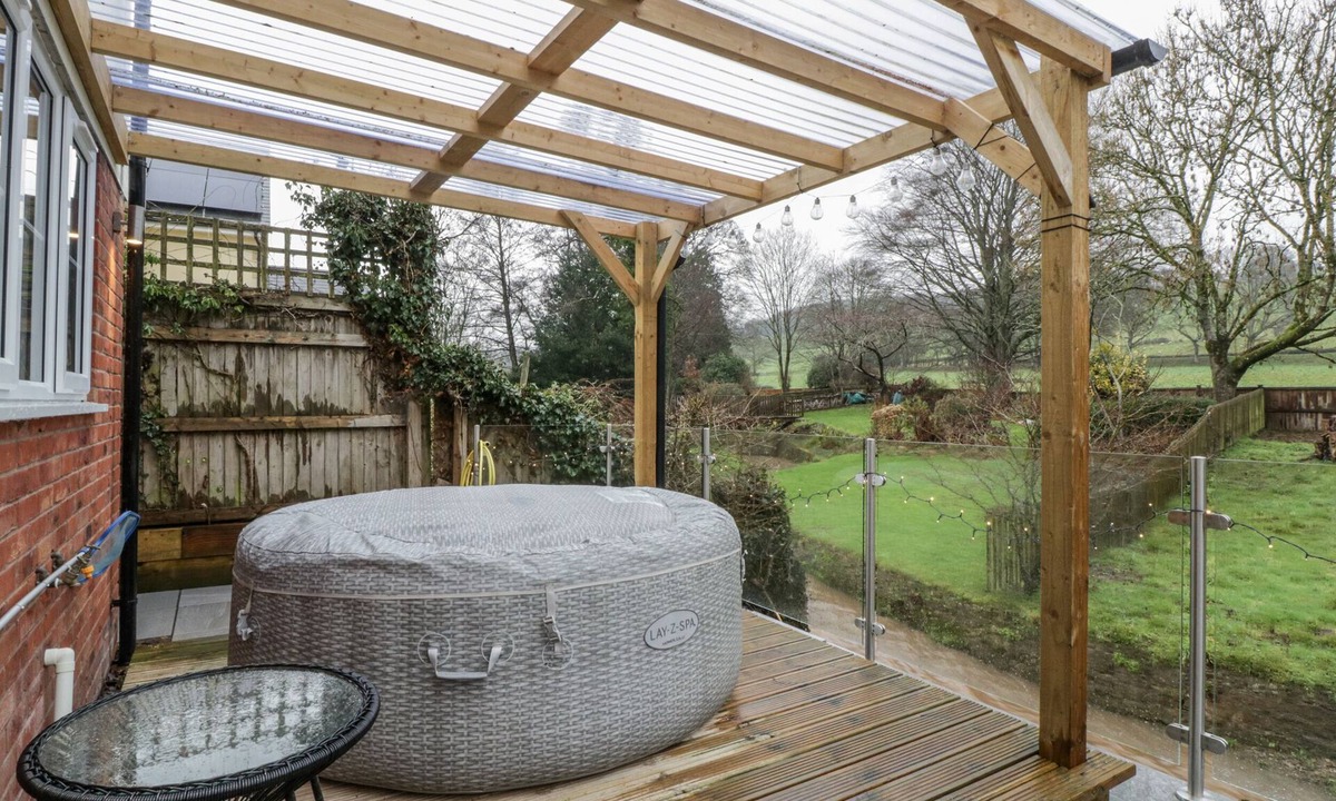 Longhope Cottage | Ranbir House