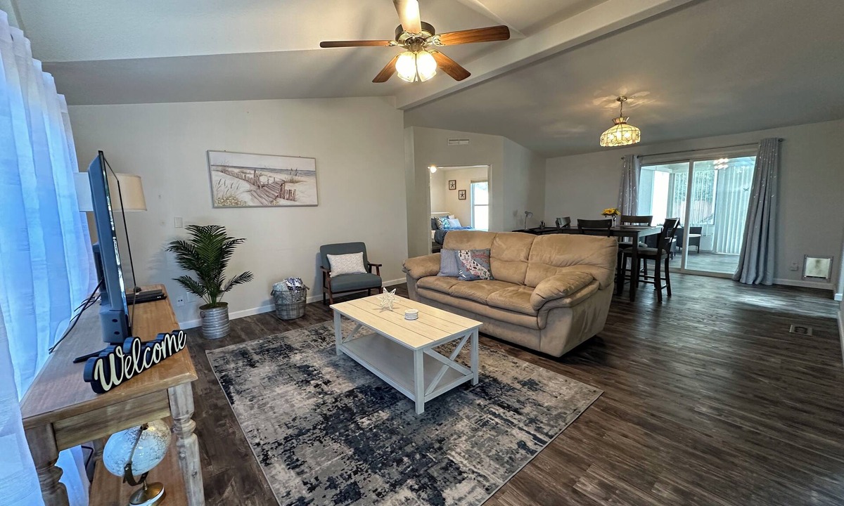 Tracy House | Ranch Oasis - Tracy, San Francisco