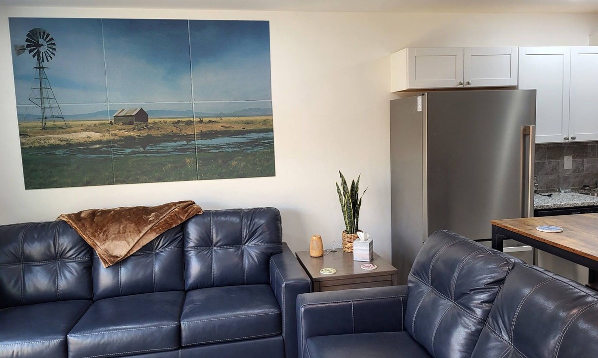 Truth or Consequences House | Rancher's Suite Unit 1