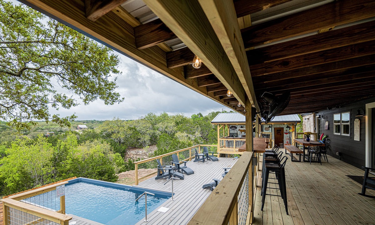 Dripping Springs House | 🌵Ranchito del Cielo | Hill Country with Pool | Dog Friendly | Wineries Nearby