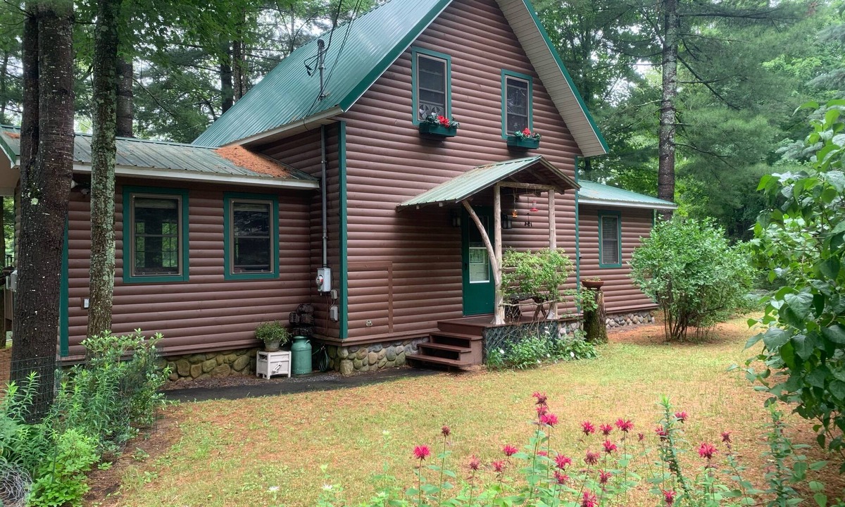 Town of Parishville House | Raquette River Retreat Potsdam NY