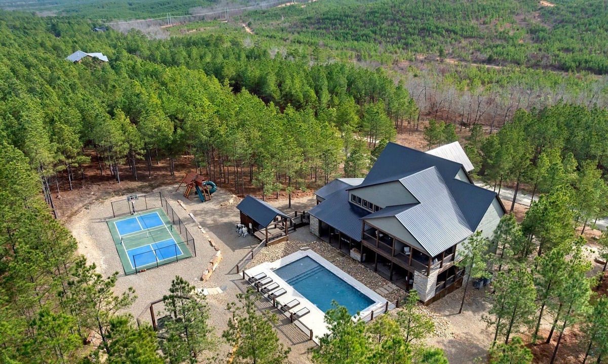 Pickens House | Rare Breed | 8 Bedrooms | Pool | Pickleball | Playset | EV Outlet