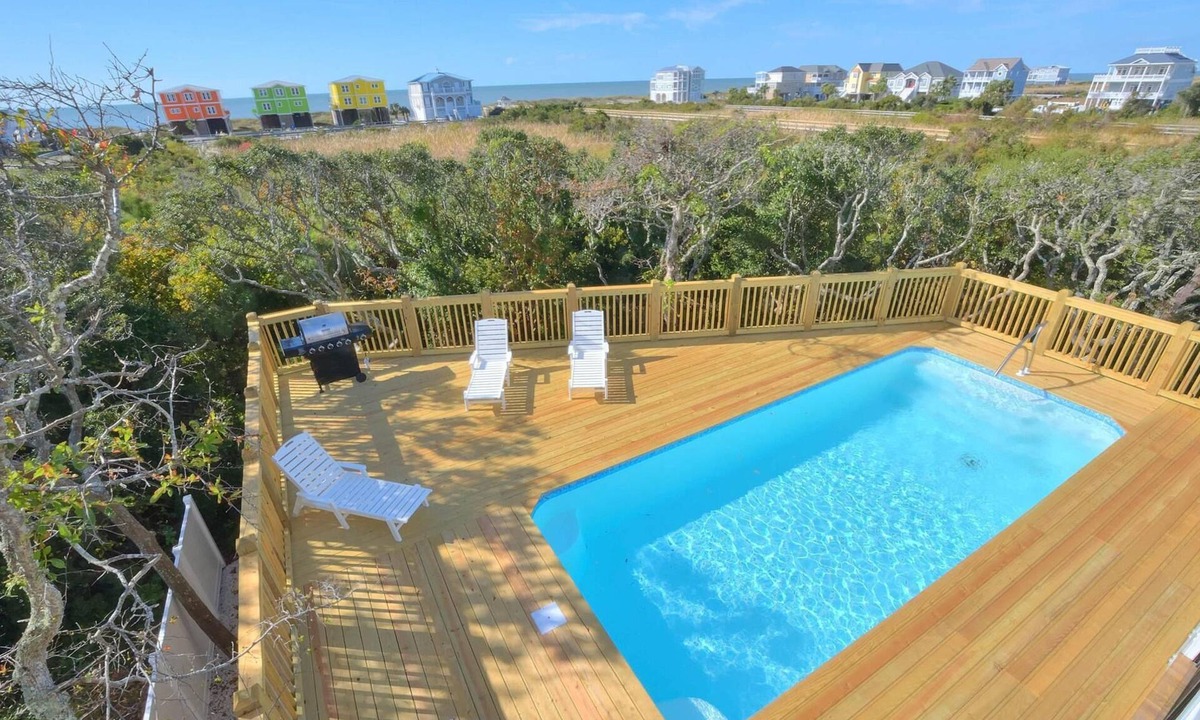 Long Beach House | Rare Find! 14 bed 8 bath Sleeps 26. Private. Ocean Views. Pool Hot Tub. Elevator