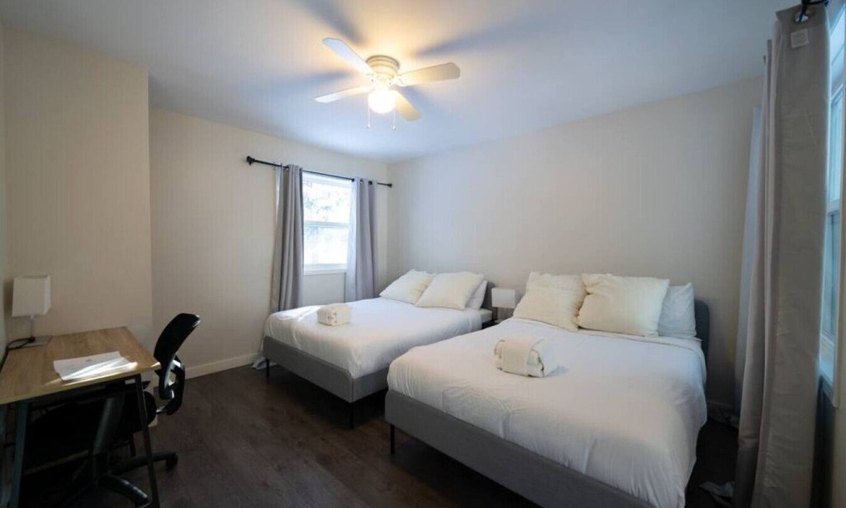Dwight Cabin | Rare Muskoka Chalet Suite - A4