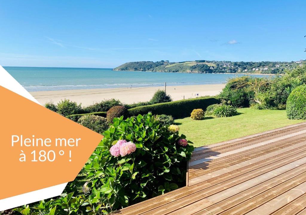 Saint-Michel-en-Greve Apartment | Rare, Vue pleine mer à 180°c surplombant la plage