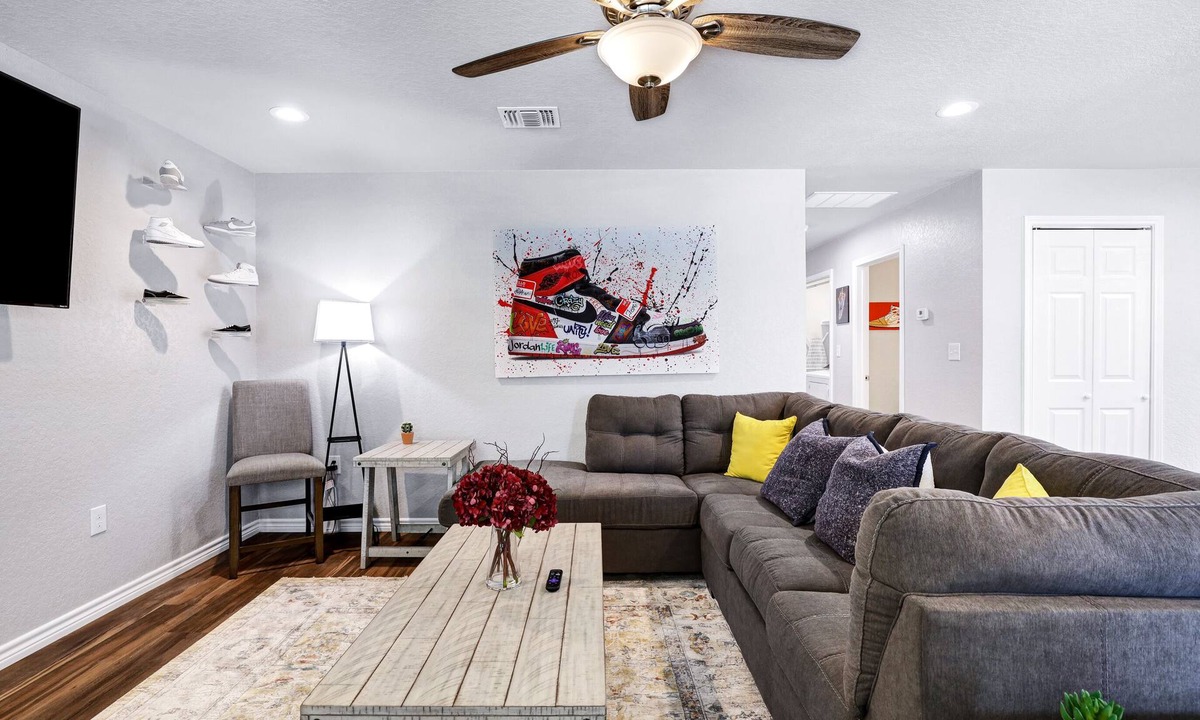 Eastside Promise Neighborhood House | Rashali kicks theme house in SA