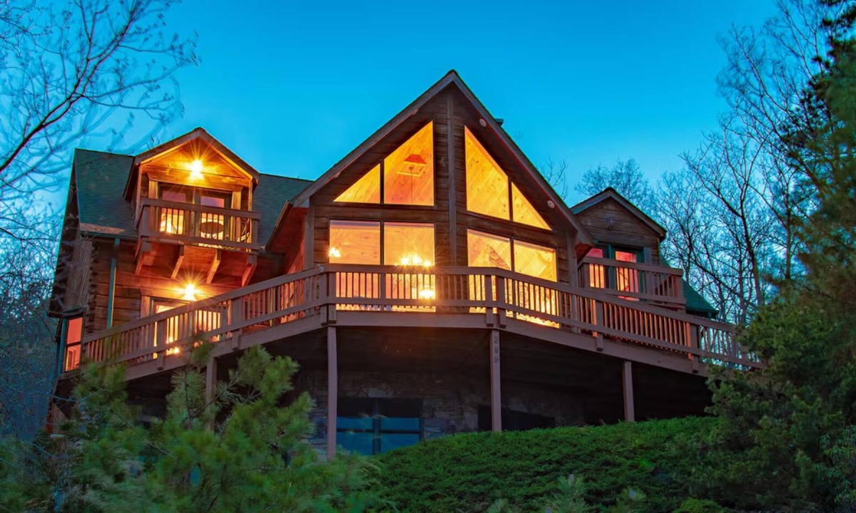 McGaheysville Cabin | Rated Best Shenandoah Log Home by Washingtonian Magazine!