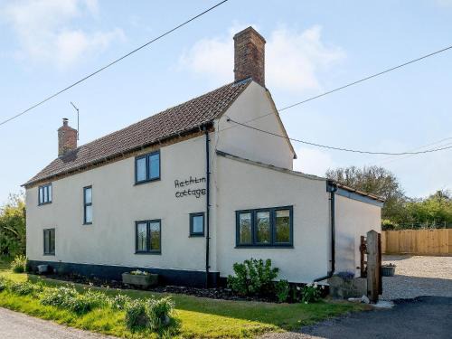 Dursley House | Rathlin Cottage