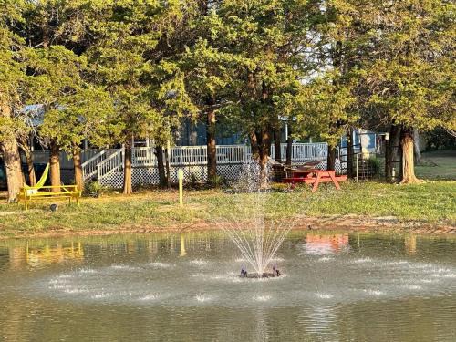 Albany House | Ravenna Pond Retreat - Peaceful Farmhouse Getaway