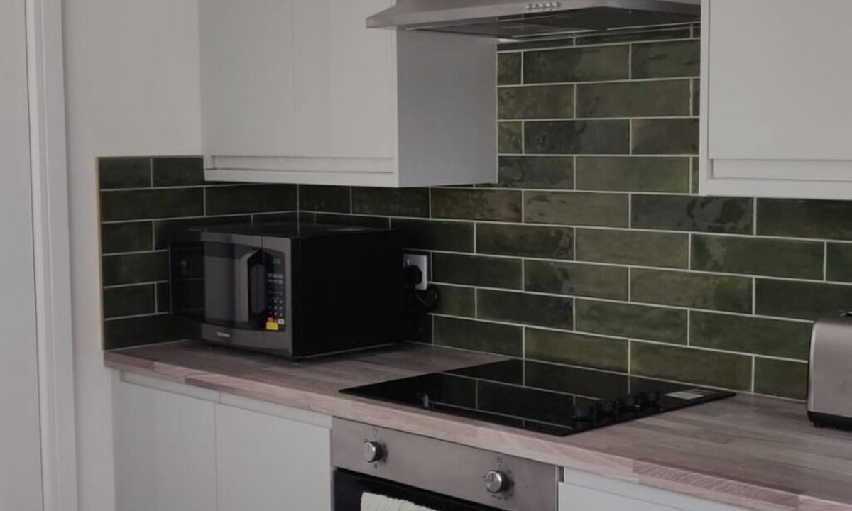 Treforest House | Raymond Views