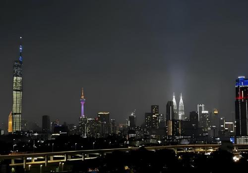 Salak South House | Razak City Centre KL SkyView 45th