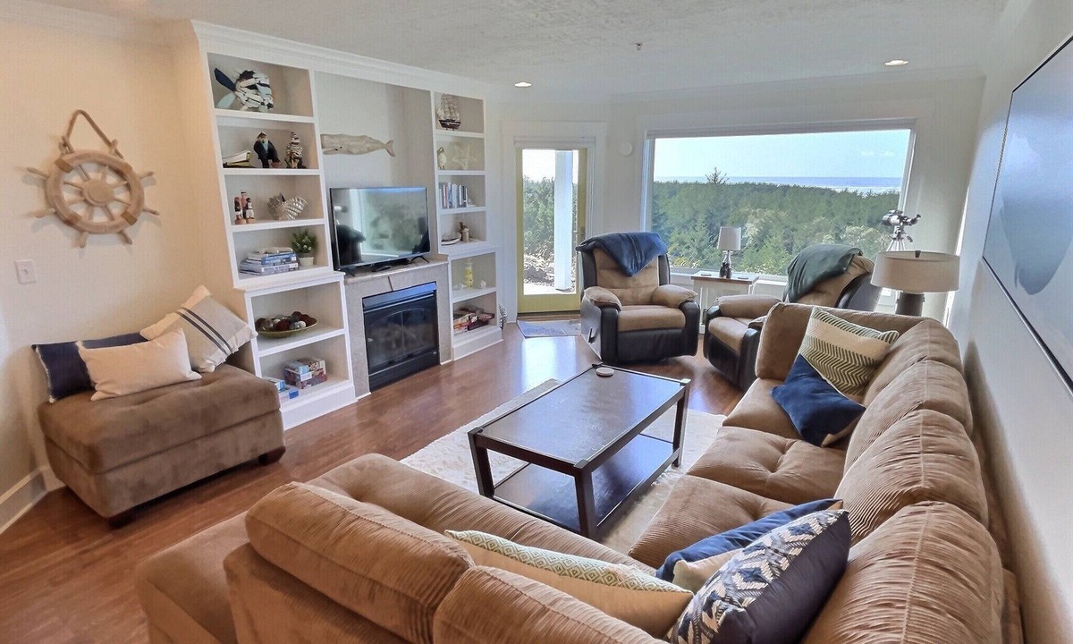 Seaview Condo | RAZOR CLAM SEASON IS OPEN