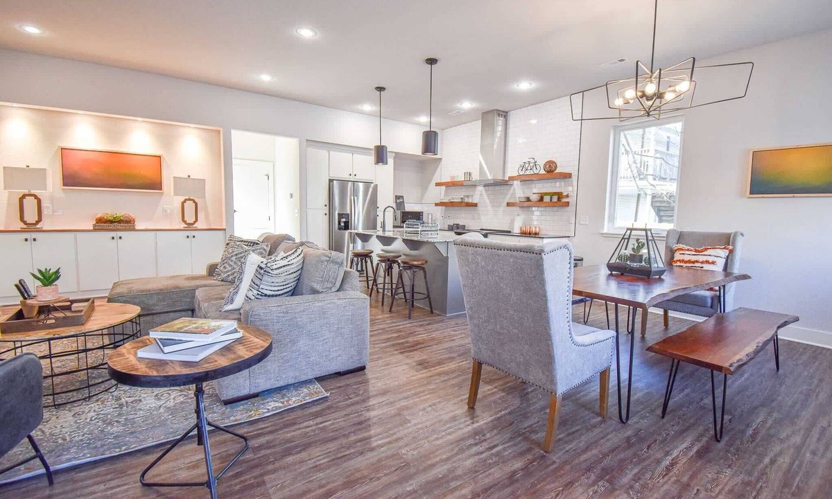 Fayetteville House | Razorblock North - 1 mi from DT - 3 blocks to UofA