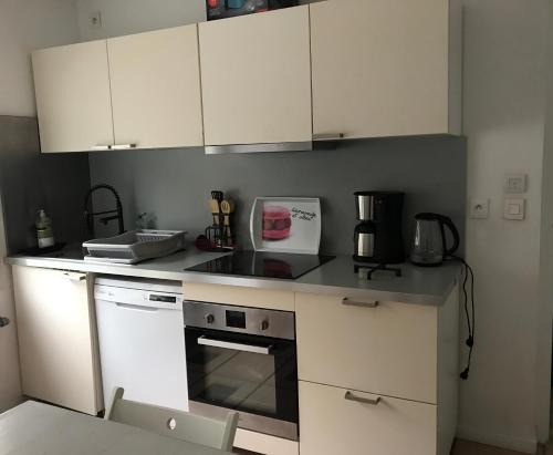 Souppes-sur-Loing Apartment | RDC Maison privée avec très grande cour