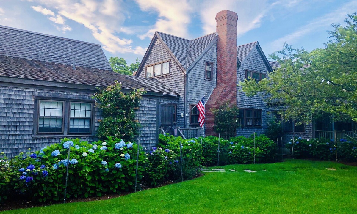 Tom Nevers House | READ! INQUIRE, do not book until INQUIRY response! Spacious, charming and cozy….