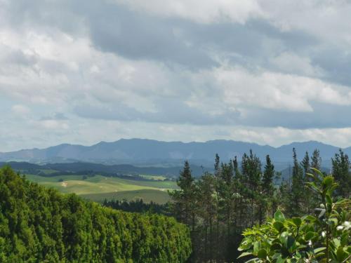 Maungatapere House | Real Relax Ninety-Nine