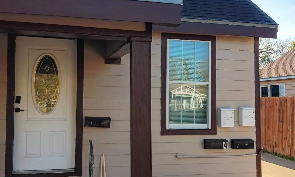 Central City House | REALLY CUTE REMODELDED 2 BR HOME, Corpus Christi CH/A.CLOSE TO REFINERIES, I37