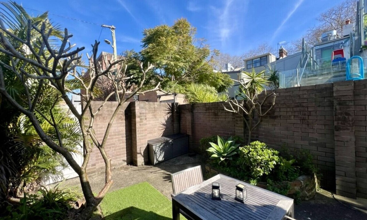 Surry Hills Apartment | Rear Garden Suite with Patio
