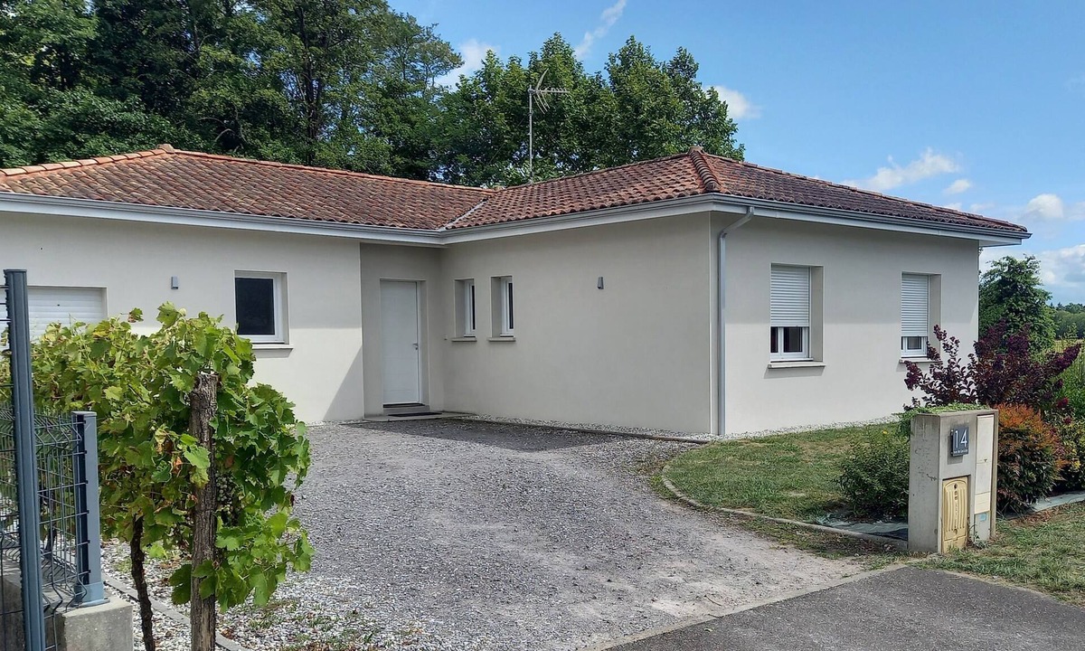 Oeyreluy House | Recent house 5 km from Dax in a bucolic setting