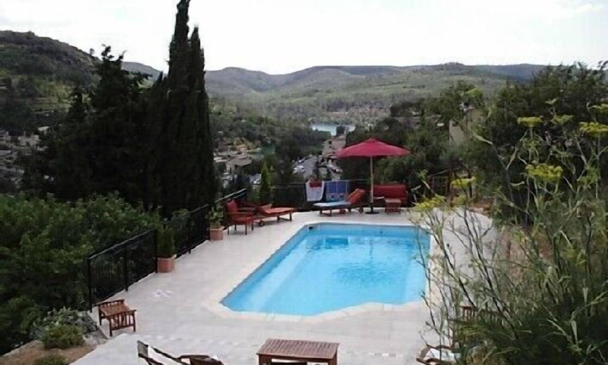 Esparron-de-Verdon House | Recent house with private pool. Superb view.
