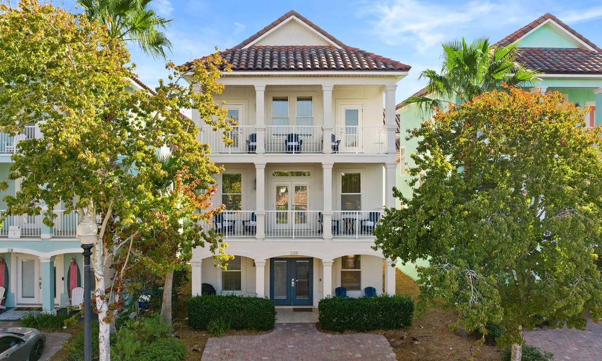 Villages of Crystal Beach House | Recently Refreshed Crystal Beach Retreat Pet Friendly, Steps to Pool, Shuttle & Emerald Coast!