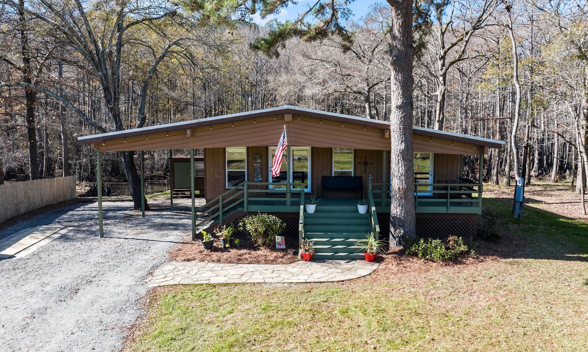 Karnack House | Recently updated with great reviews!